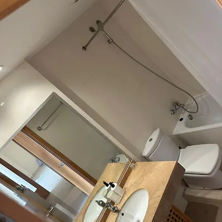 Apartment Premium Largas - Wifi, Servicios Incluidos L’Hospitalet de Llobregat
